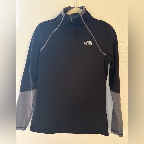 The North Face Women's Asphalt Gray Jacket - Picture 5 of 6